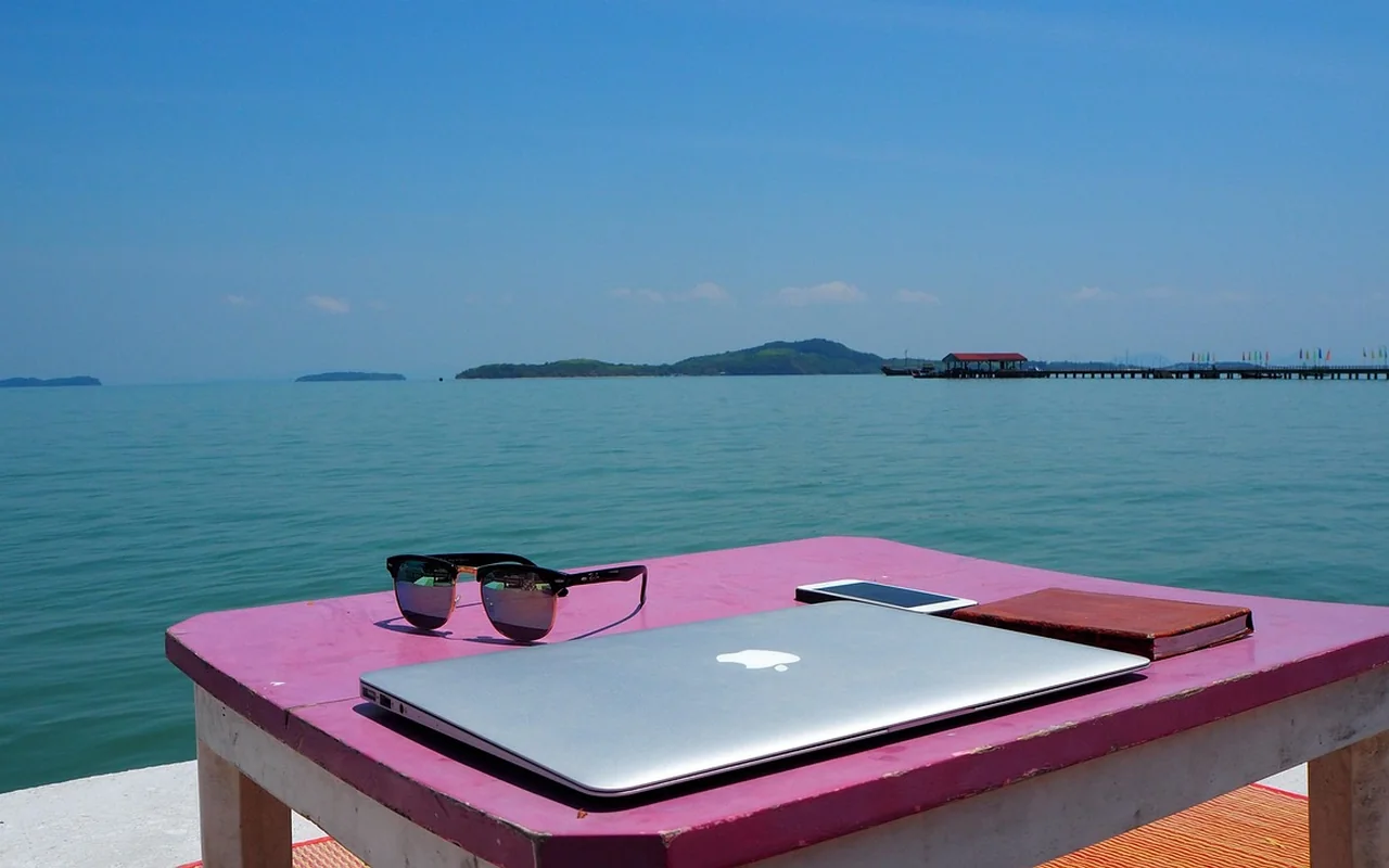 Illustration for Digital Nomad Brazilian residency service