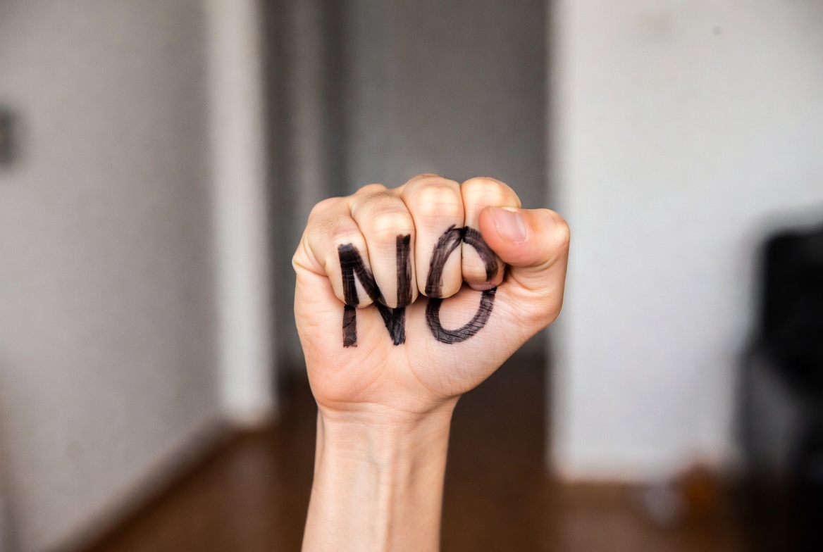 Empowering image highlighting protection against domestic violence in Brazilian law